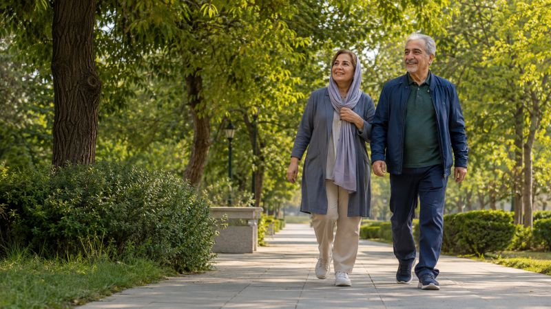 «مدیریت وزن بعد از ۵۰ سالگی فقط به رژیم غذایی محدود نمی‌شود؛ فعالیت بدنی، حفظ عضلات، خواب مناسب و عادت‌های روزانه نیز نقش مهمی دارند.